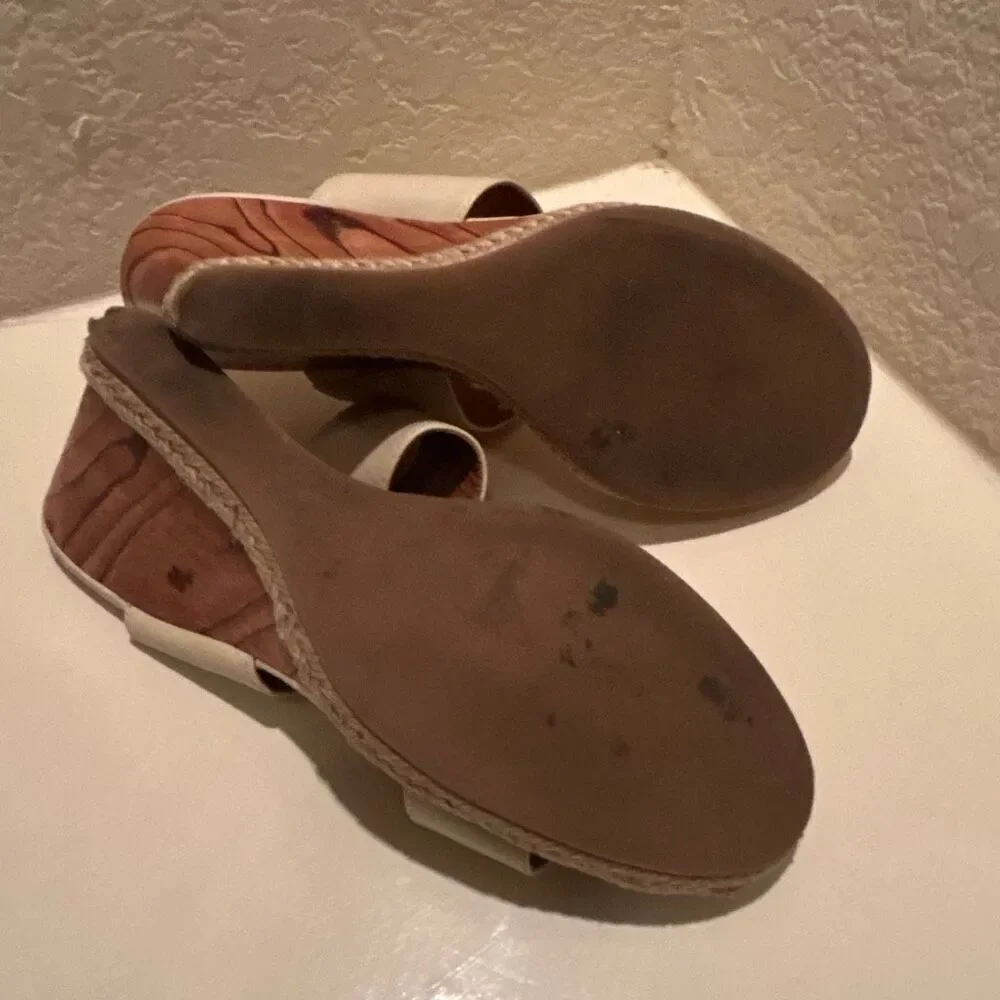 Tory Burch Women's Size 10 Double Strap Wedge Sandals Beige Coastal Old Money